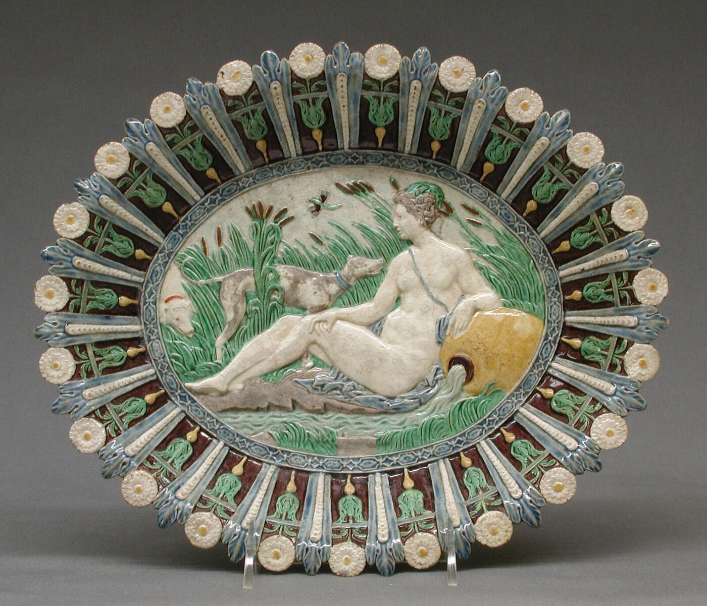 Блюдо с Дианой Фонтенбло